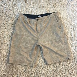 Mens Quicksilver hybrid board shorts
